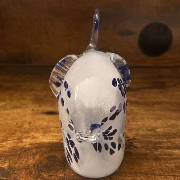 Murano Vintage Glass Elephant - Picture 6 of 7